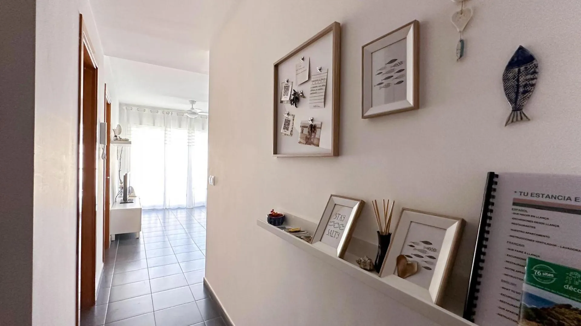 Apartamento Acogedor Y Moderno Cerca De La Playa Con Piscina Comunitaria, Parking Y Wifi - Es-228-173 Llança Lägenhet